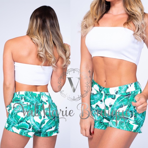 LAST PAIR! Tropical Beach Shorts - Picture 2 of 4